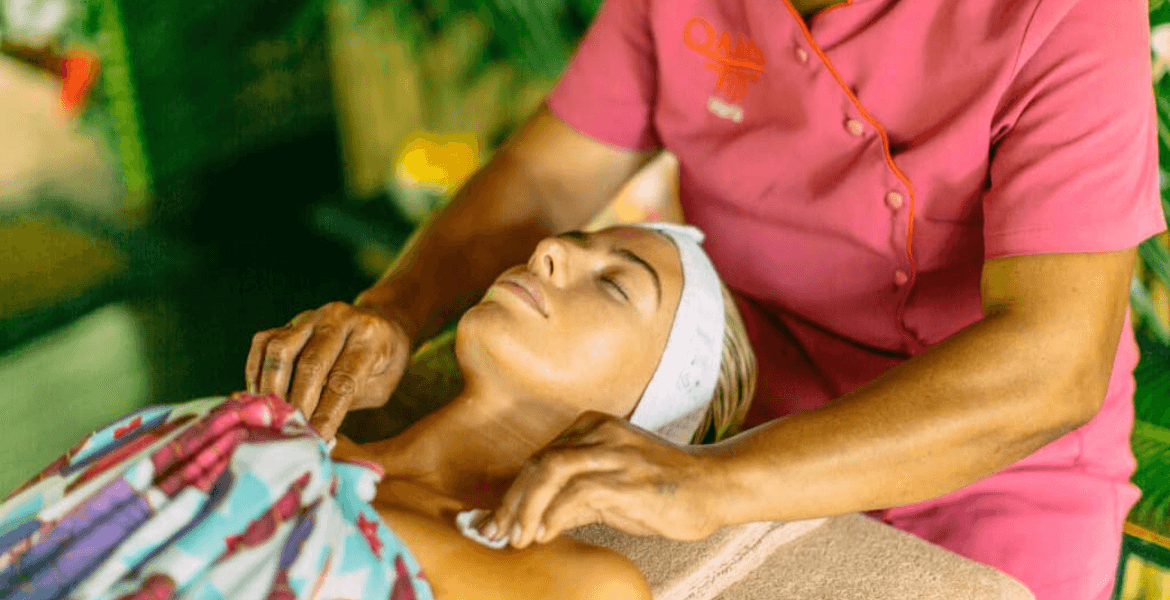 Massage with Therapist