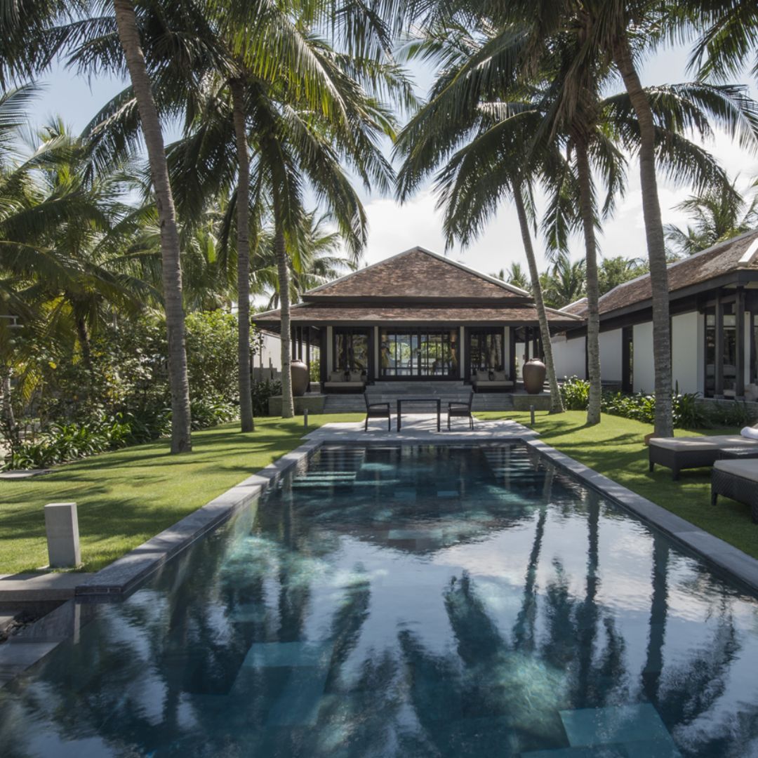 Editorial image illustrating How to Plan Your Next Spa Vacation with Spa Awards