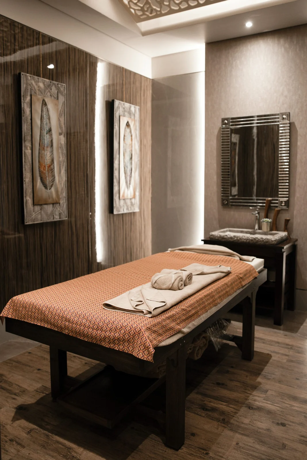 A treatment room at Men Time The Avenues.