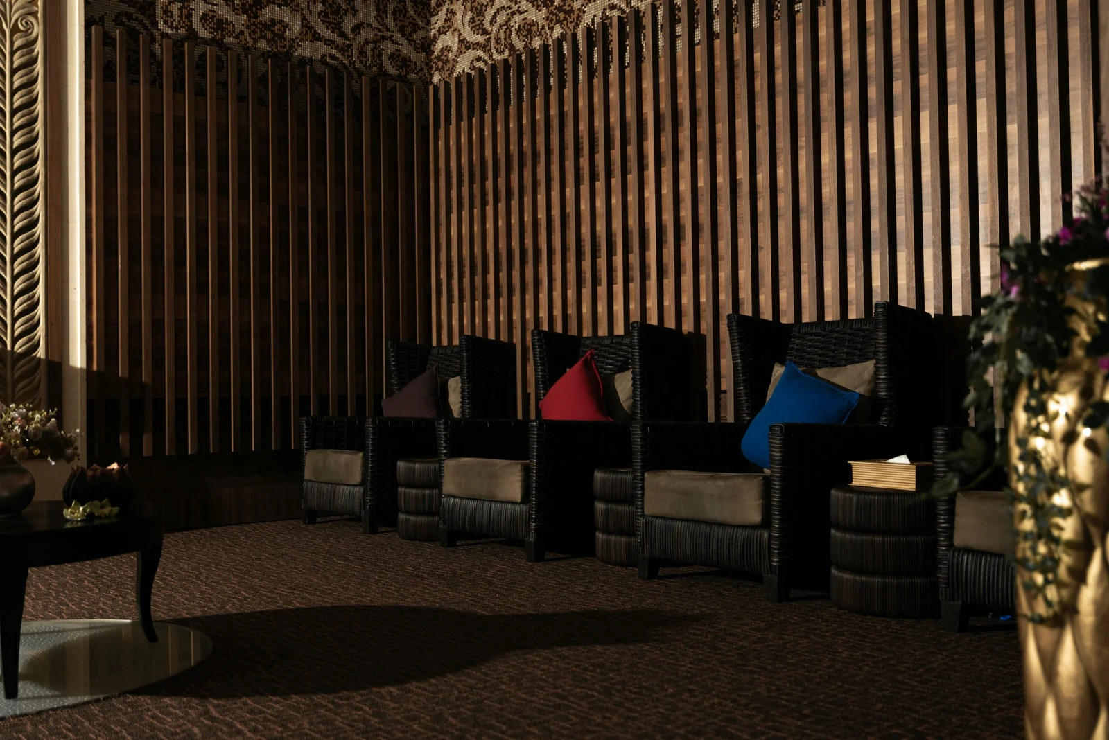 Seating area at the Spa Time Avenues branch.