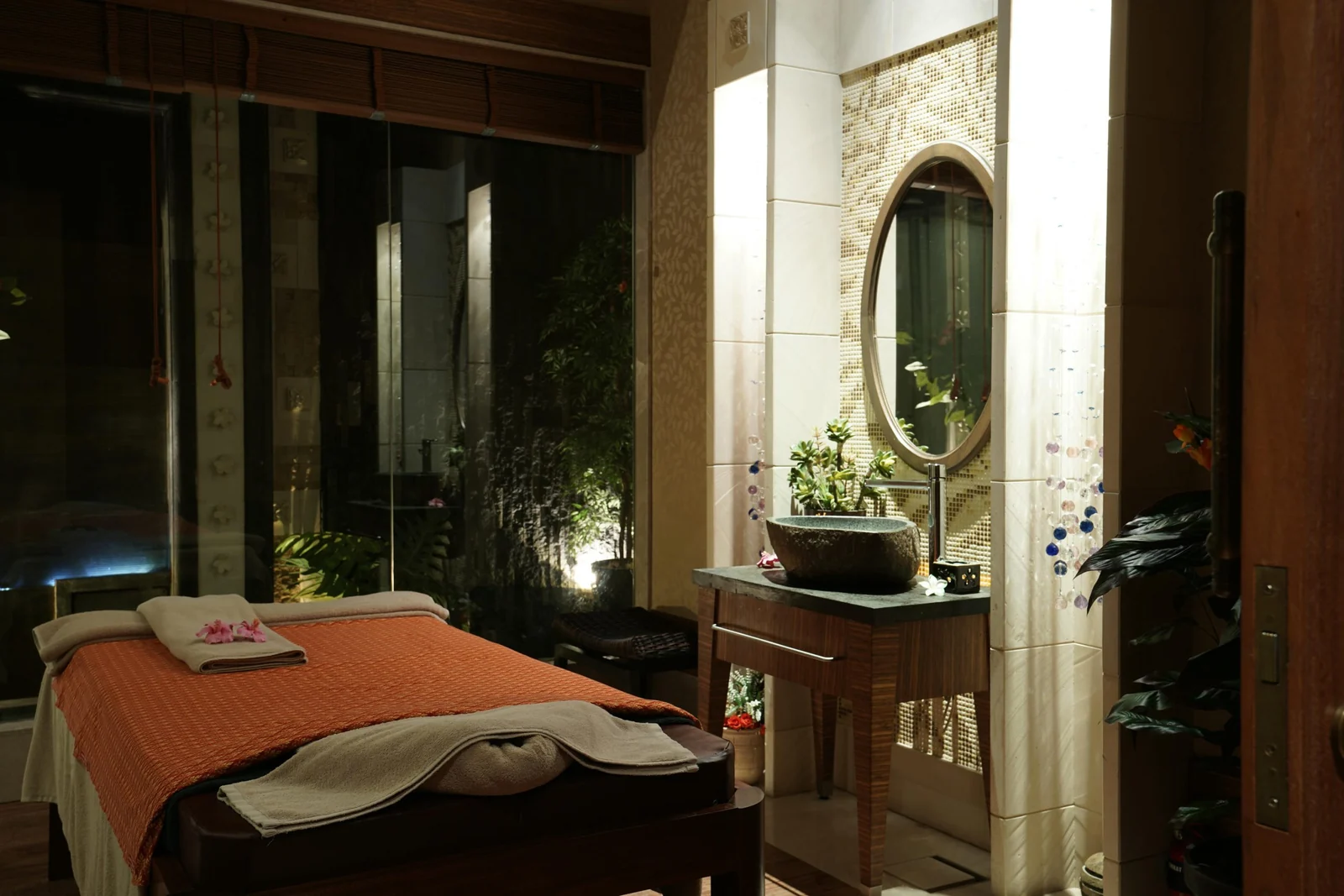 Treatment room at the Spa Time Avenues branch.